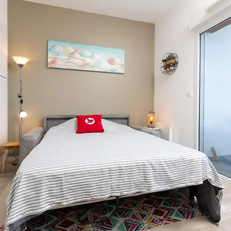 Apartment De L'hermine By Interhome